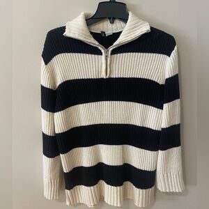 H&M (small) black/white sweater